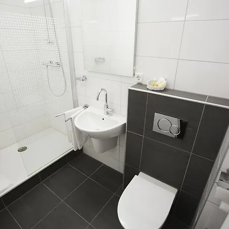 - Grand Cafe Atlanta Отель 3*